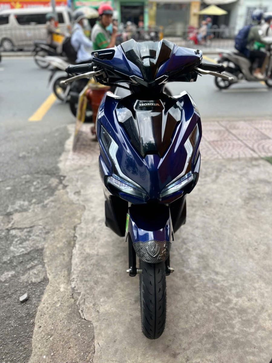 HONDA AIR BLADE 125CC ĐỜI 2022 BS 50AE-81641 – MÁY LƯỚT ẾM RU, DÁNG CỰC NÉT